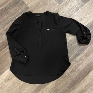 Dynamite Black Blouse With Zipper Detail. L